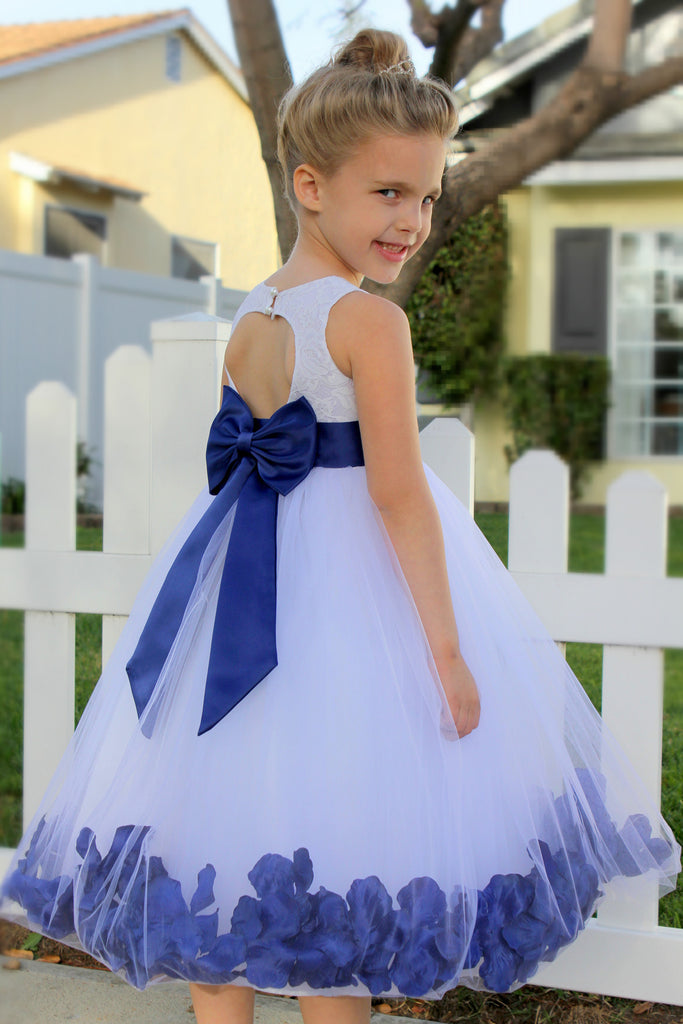 White Floral Lace Heart Cutout Rose Petals Flower Girl Dress Junior Bridesmaid Special Event 185T(3) White Floral Lace Heart Cutout Rose Petals Flower Girl Dress Junior Bridesmaid Special Event 185T(3)